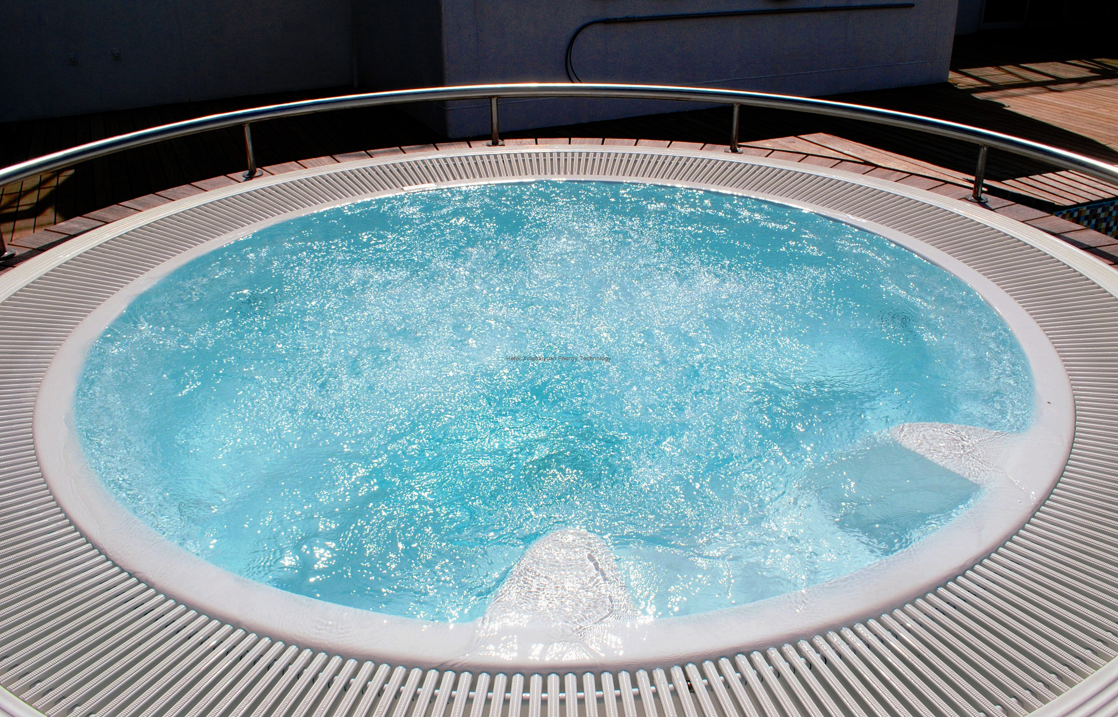 Spa e piscina multiuso de fibra de vidro, modelo subterrâneo 