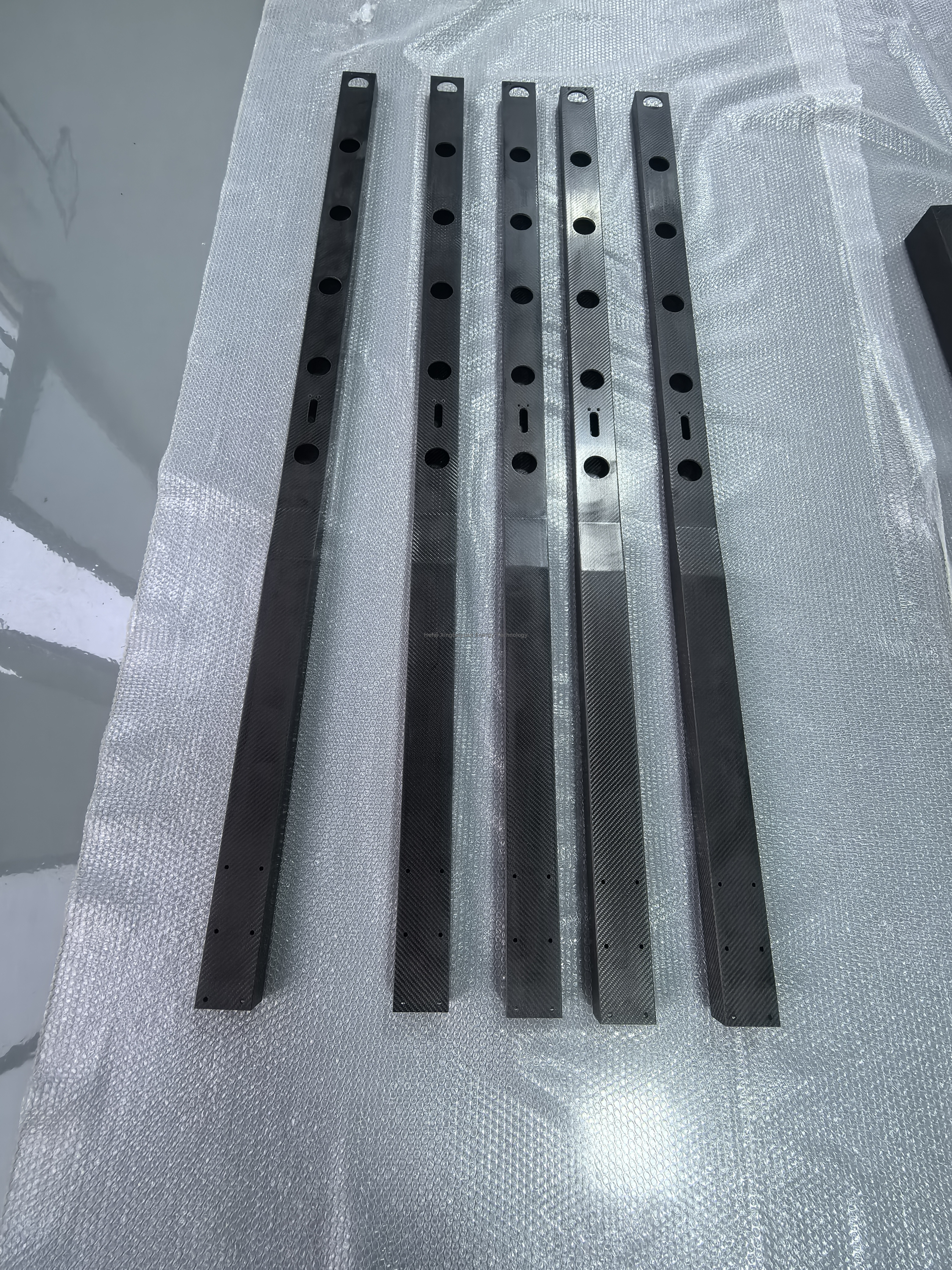 Braços robóticos avançados de fibra de carbono: maior durabilidade e inteligência